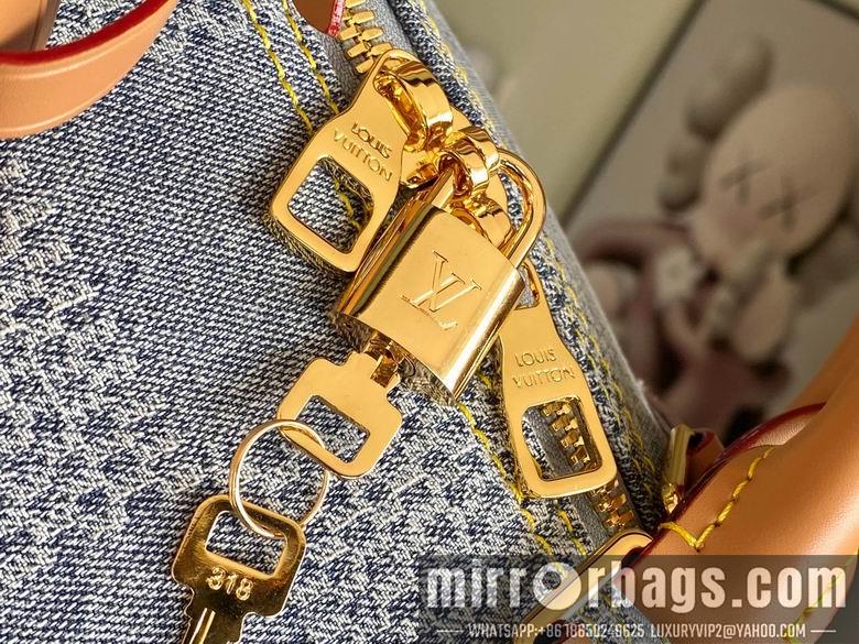 1:1 Louis Vuitton Bags M40739 50X29X23cm XM