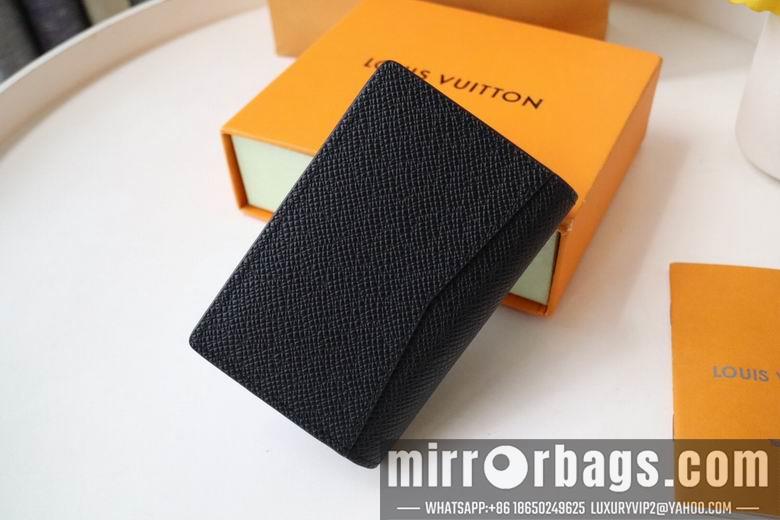 1:1 Louis Vuitton Bags M30985 8X11X1cm YG 3色