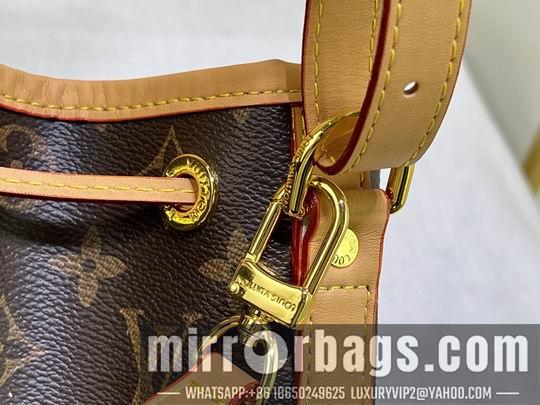 1:1 Louis Vuitton Bags M42224 26x27x18cm ss