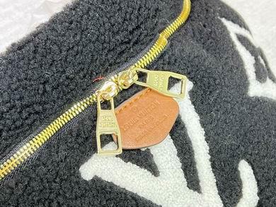1:1 Louis Vuitton Bags SS43644 37X14X13