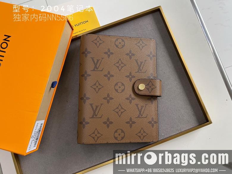 1:1 Louis Vuitton Bags 2004 14x8cm zy