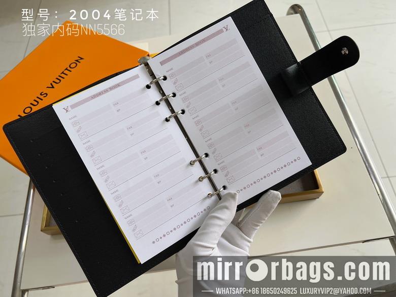 1:1 Louis Vuitton Bags 2004 14x8cm zy5