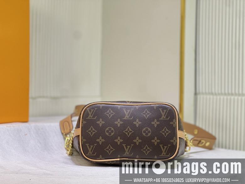 1:1 Louis Vuitton Bags M24006 20x20.5x12cm ss