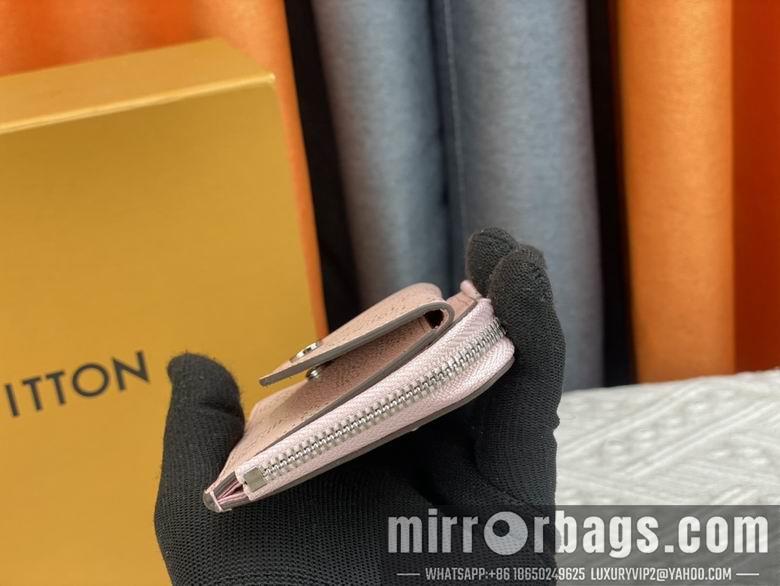 1:1 Louis Vuitton Bags M69431 13X9.5X2.5cm YG 3colour