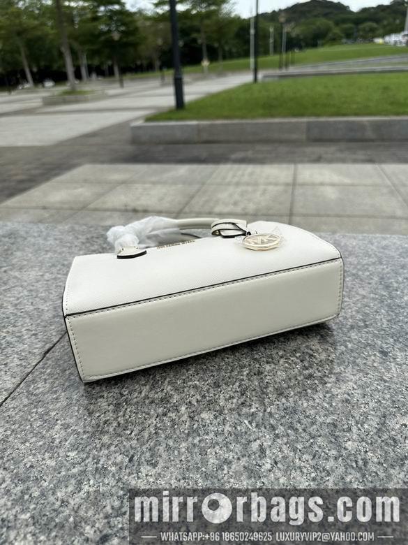 Michael Kors Bags Sheila 24X16X8cm 090914 DY 1