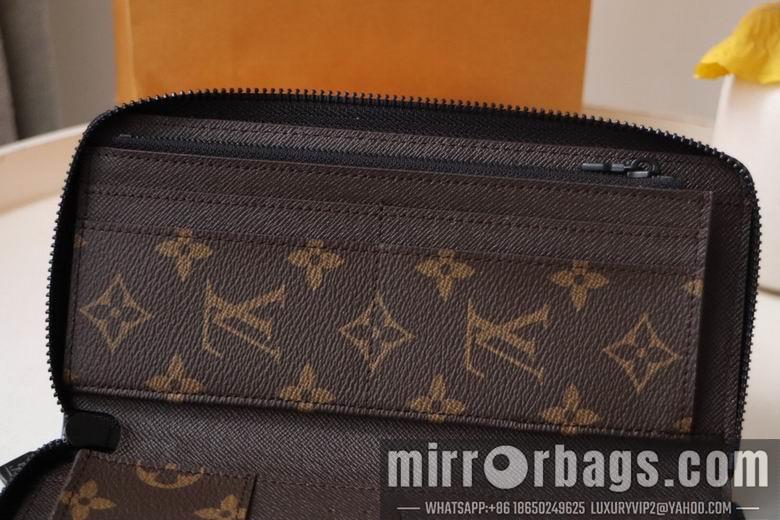 1:1 Louis Vuitton Bags M8279 YG 2colour