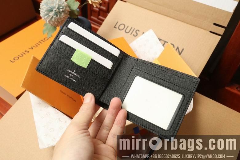 1:1 Louis Vuitton Bags M64002 11X9X2cm XM