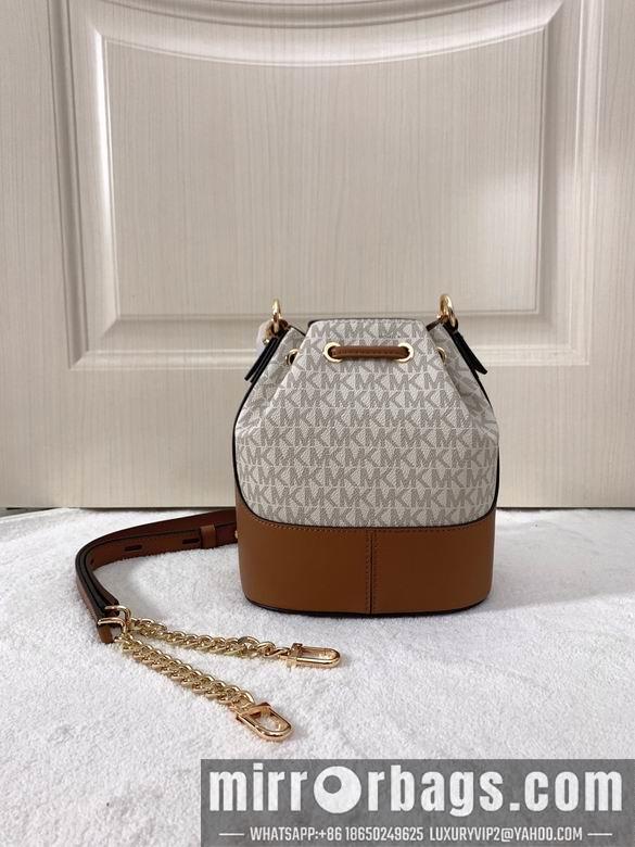 Michael Kors Bags 20X12X20cm 090922 DY 1
