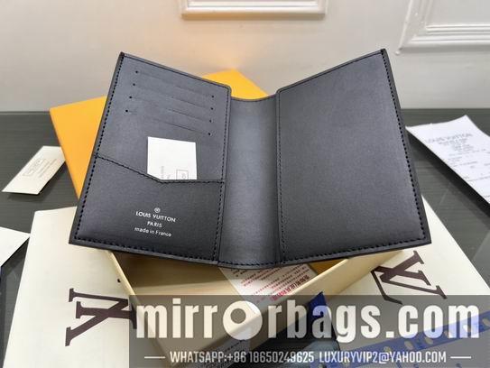1:1 Louis Vuitton Bags M64502 10x14x2.5cm zy