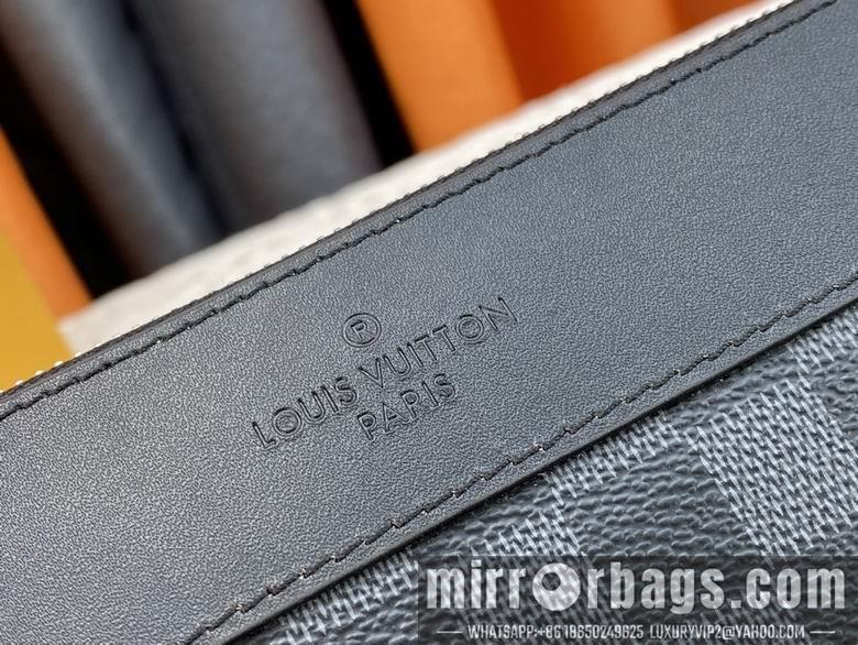 1:1 Louis Vuitton Bags M82545 M82543 32X21X8cm XM 4colour
