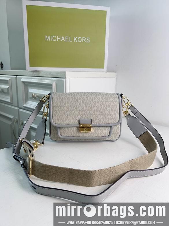 Michael Kors Bags Bradshaw 2101 24X8X16cm DY 3