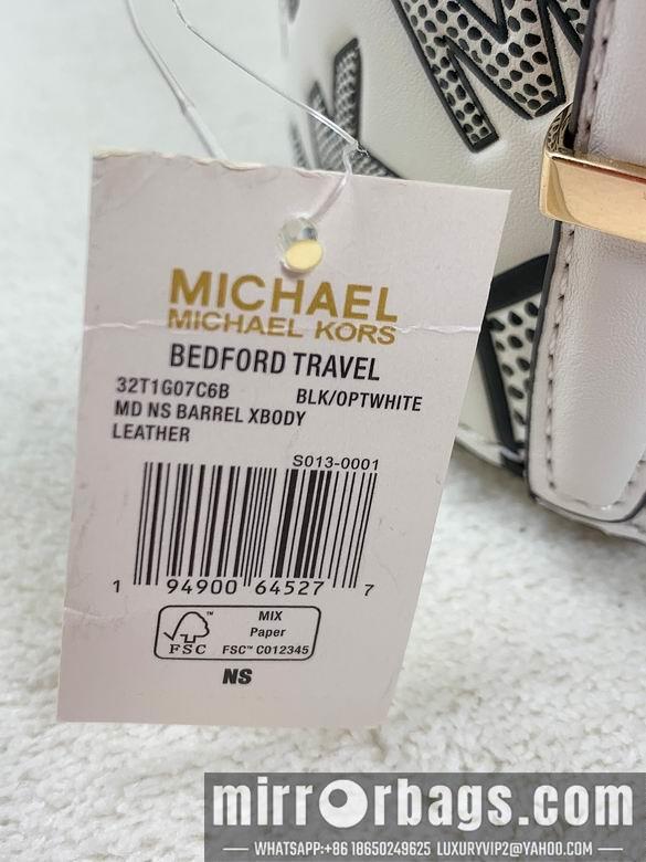 Michael Kors Bags 14X14X15cm 090926 DY 5