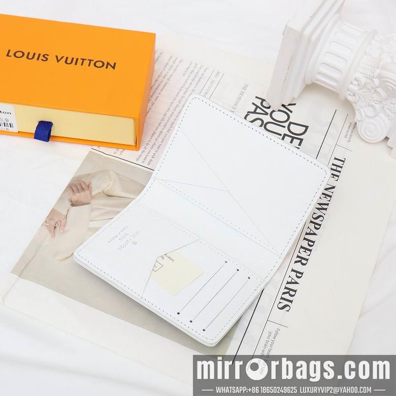 1:1 Louis Vuitton Bags 82575 11X8X1.5cm YG 2colour