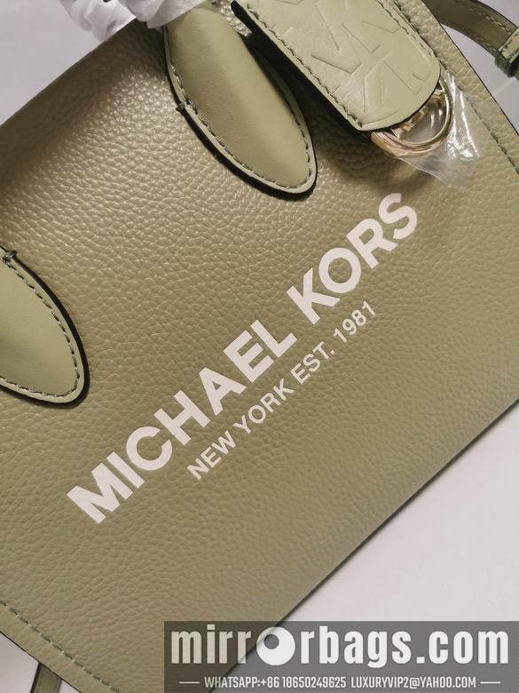 Michael Kors Bags 24X19X9cm 090310 DY 15