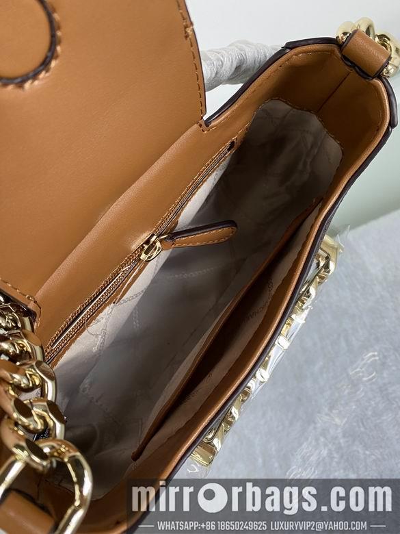 Michael Kors Bags Hally 26X6X18cm 090927 DY 1