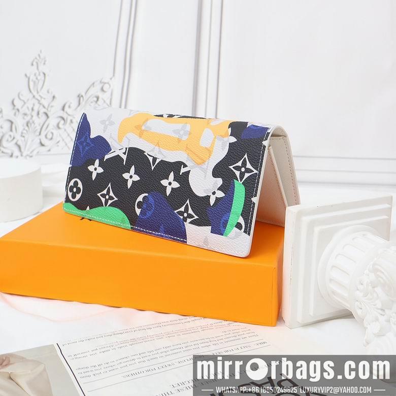 1:1 Louis Vuitton Bags 82592 19X10X1.5cm YG 2colour
