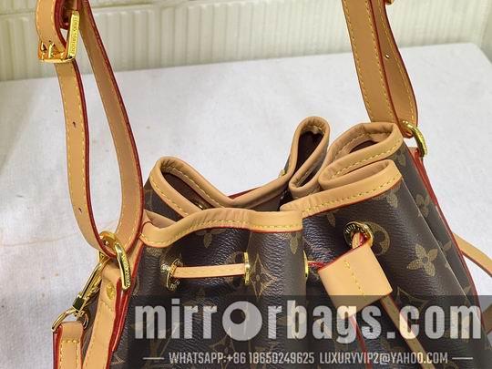 1:1 Louis Vuitton Bags M42224 26x27x18cm ss