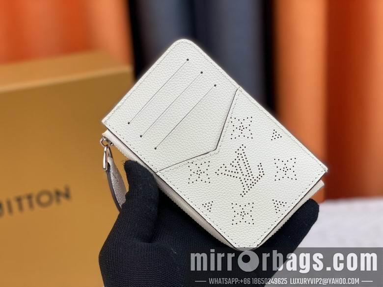 1:1 Louis Vuitton Bags M69431 13X9.5X2.5cm YG 3colour