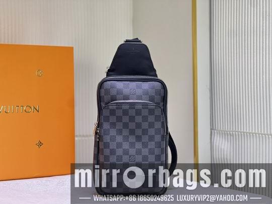 1:1 Louis Vuitton Bags Avenue M46344 20x31x10cm cs