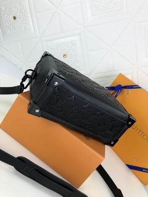 1:1 Louis Vuitton Bags BCM44478 25x18x10