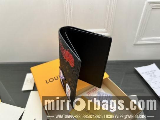 1:1 Louis Vuitton Bags M64502 10x14x2.5cm zy