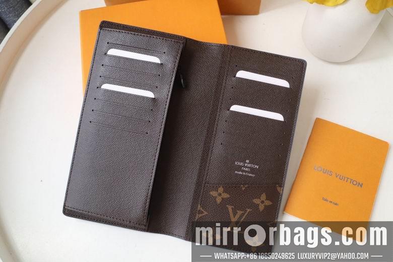 1:1 Louis Vuitton Bags M82790 YG 2colour