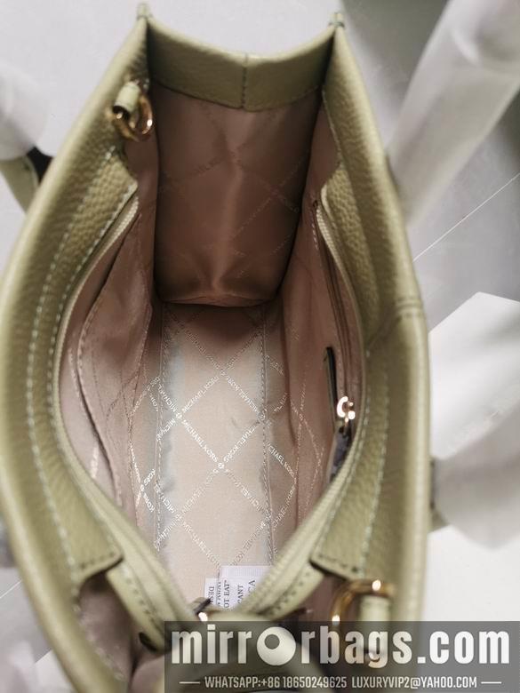 Michael Kors Bags 24X19X9cm 090310 DY 15