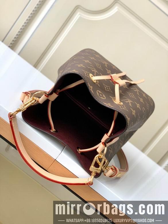 1:1 Louis Vuitton Bags M46581 20X20X13cm XM