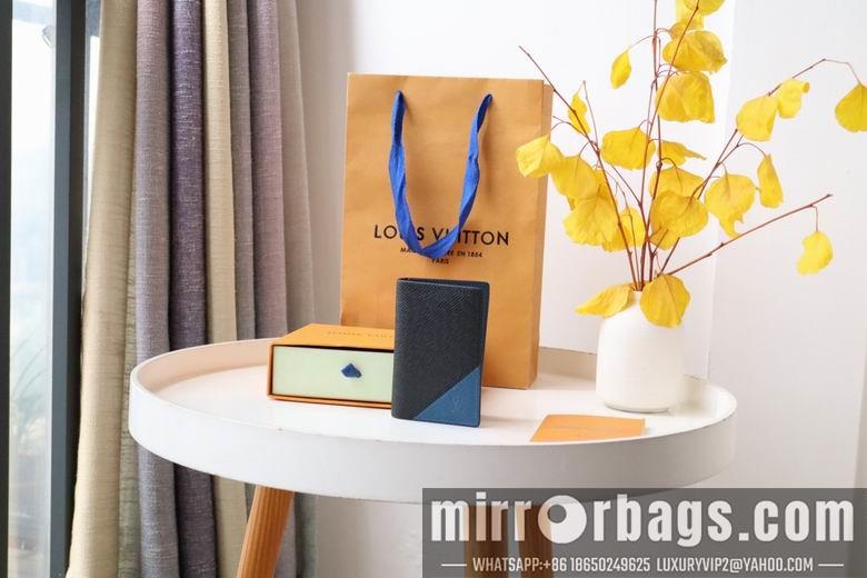 1:1 Louis Vuitton Bags M30985 8X11X1cm YG 3色