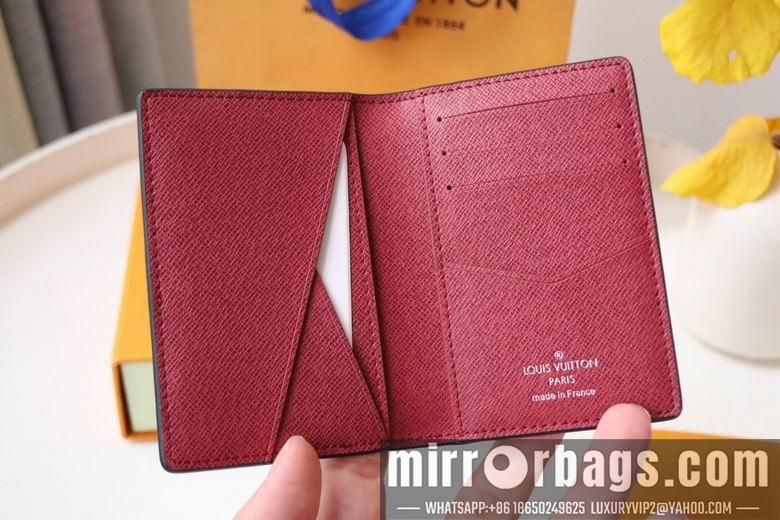 1:1 Louis Vuitton Bags M30985 8X11X1cm YG 3色