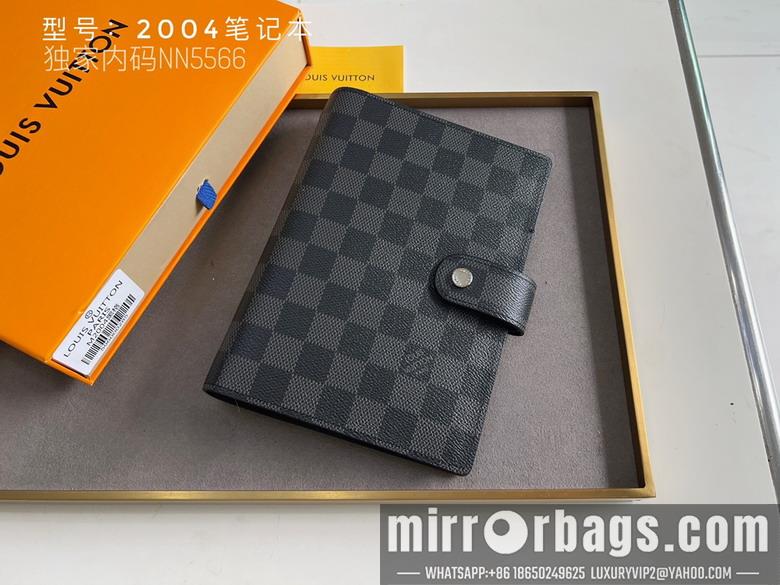 1:1 Louis Vuitton Bags 2004 14x8cm zy4