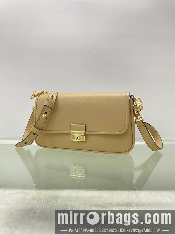Michael Kors Bags Bradshaw 26X14X4cm 091106 DY 8