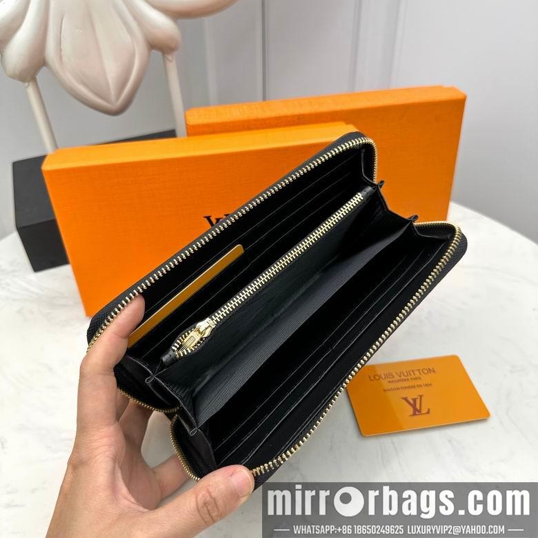 1:1 Louis Vuitton Bags 666081 19X10X2.5cm ZC