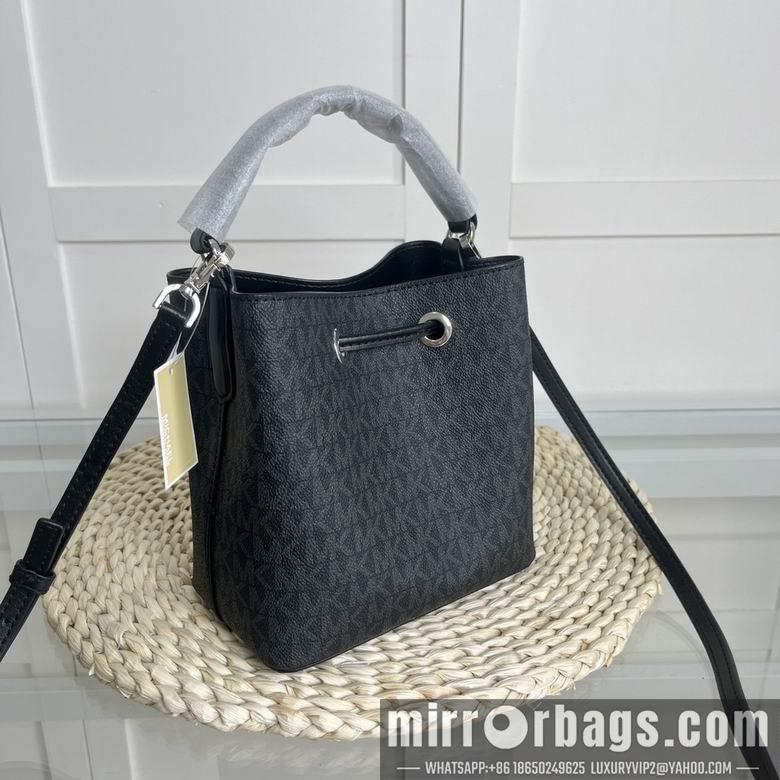 Michael Kors Bags 18X18X10cm 072702 EY 4colour