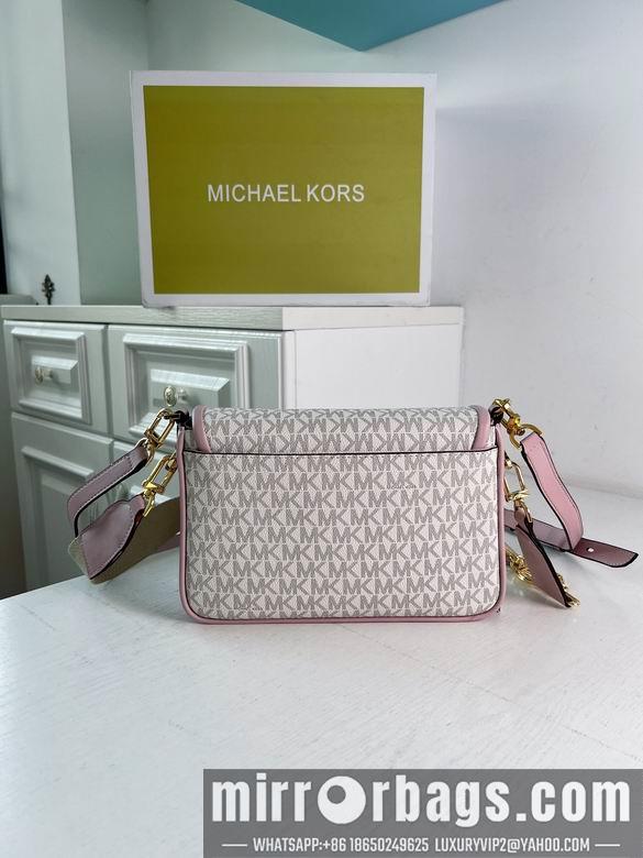 Michael Kors Bags Bradshaw 2101 24X8X16cm DY 2