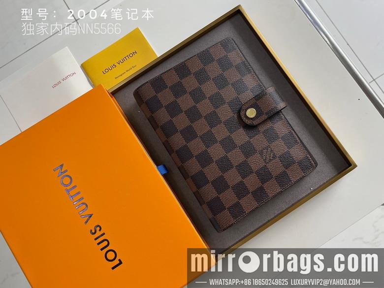 1:1 Louis Vuitton Bags 2004 14x8cm zy3