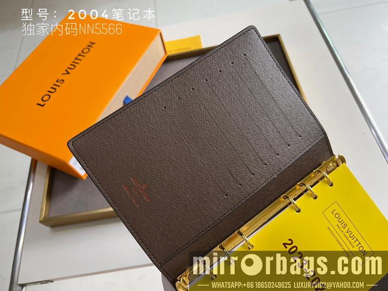 1:1 Louis Vuitton Bags 2004 14x8cm zy3