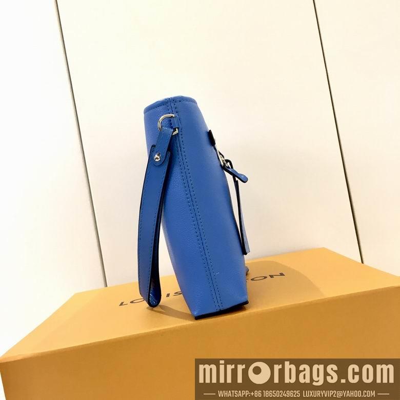 1:1 Louis Vuitton Bags M82270 30X22X5cm XMY