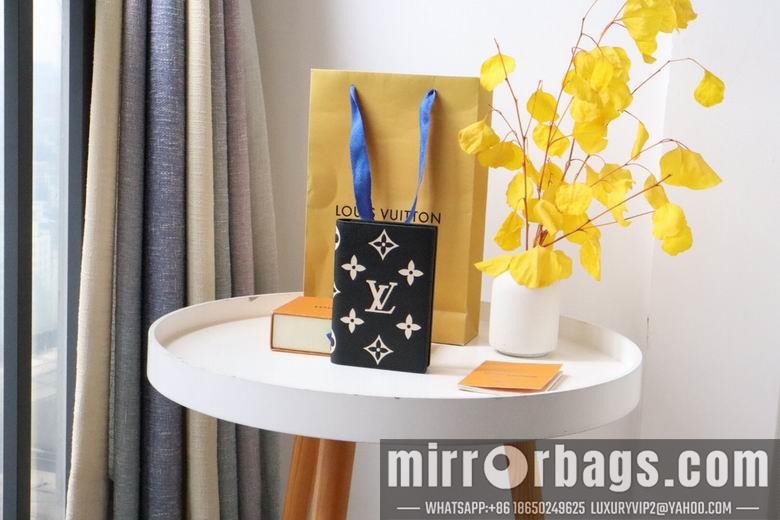 1:1 Louis Vuitton Bags M64501 10X14X2.5cm XM 2colour