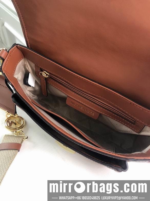 Michael Kors Bags Bradshaw 2101 24X8X16cm DY 1