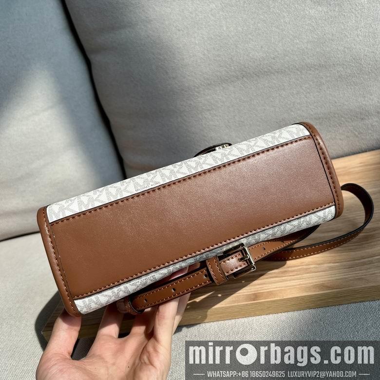Michael Kors Bags 24X19X9cm 090310 DY 2