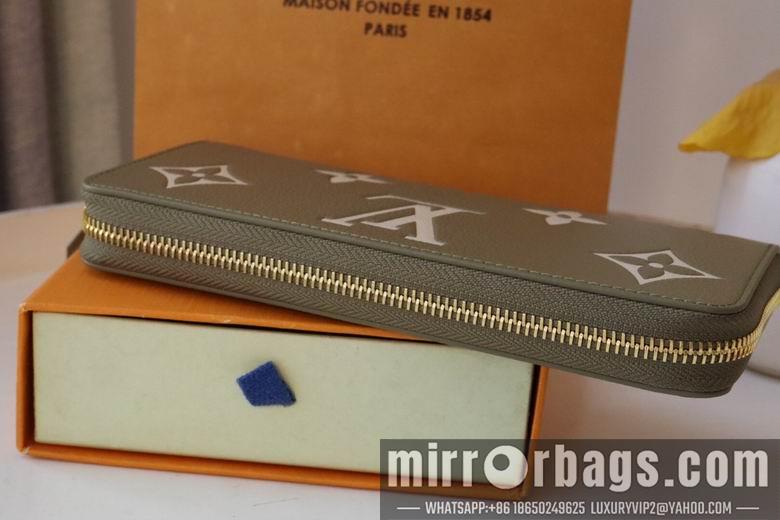 1:1 Louis Vuitton Bags M82338 20X9X2cm XM