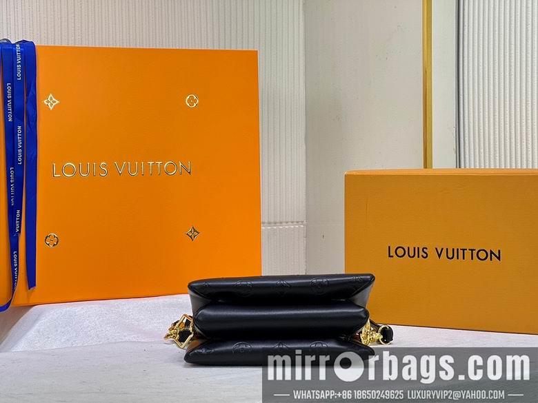 1:1 Louis Vuitton Bags Coussion M59598 21X16X7 ss