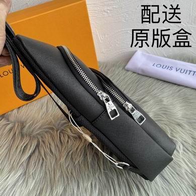 1:1 Louis Vuitton Bags 1047 30X17X5cm SC