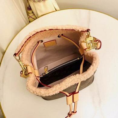 1:1 Louis Vuitton Bags M46319 20X20X13cm YG 2colour