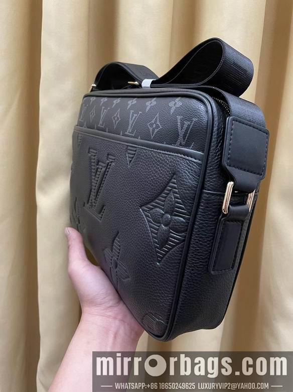 1:1 Louis Vuitton Bags 997-4 32X22X7cm WP 2colour