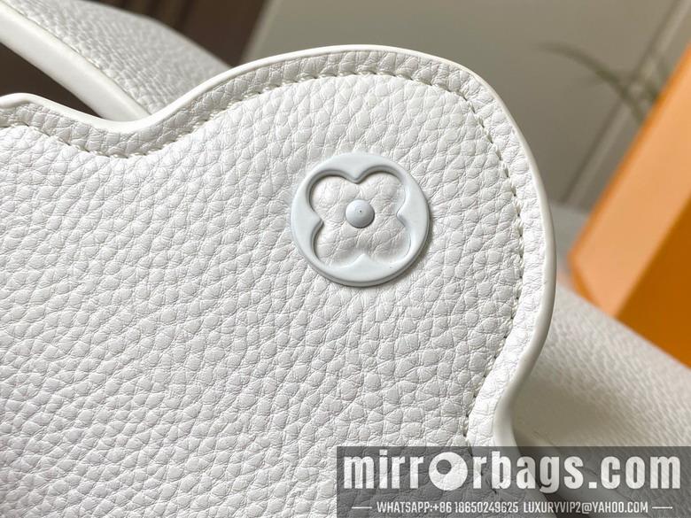 1:1 Louis Vuitton Bags Cap M23947 22x12x8cm ss