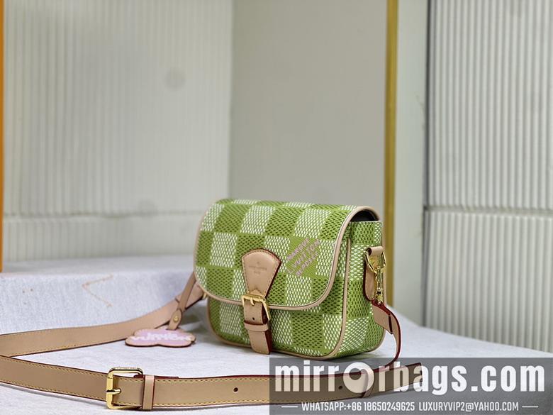 1:1 Louis Vuitton Bags Montsouris M40665 20x17x7cm ss1