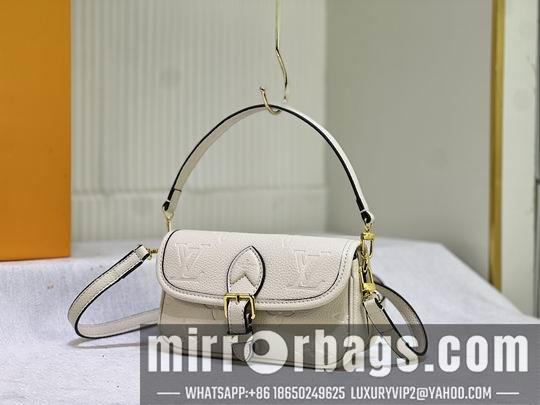 1:1 Louis Vuitton Bags Diane M83300 M45985 19x10.5x6cm ss2