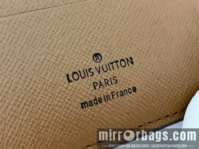 1:1 Louis Vuitton Bags 11X9cm 042221 YG 1